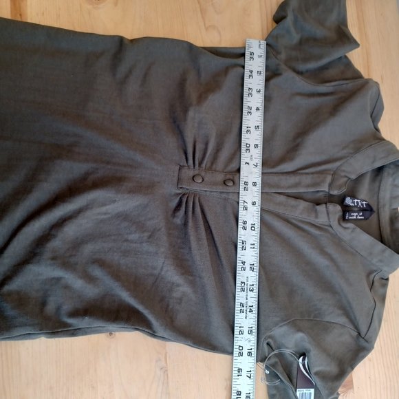 NEW WITH TAGS! TXT Women's Long Sleeved Shirt (4407) - Picture 4 of 5